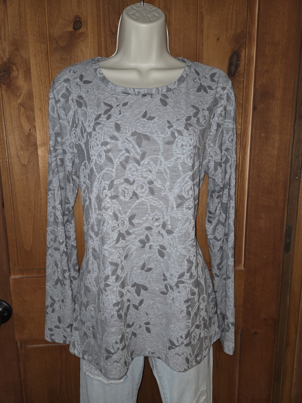 Simply Vera Vera Wang Gray Floral Long Sleeve Tee